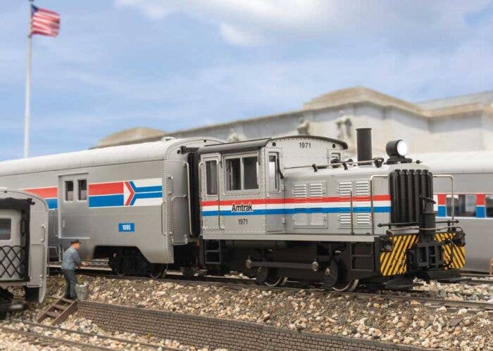 LGB - 0-4-0 Siderod Diesel Switcher - Sound and DCC - Amtrak