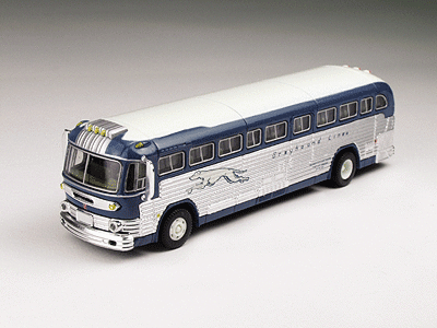 CMW - 1950's PD 4103 Intercity Bus - Walthers Exclusive