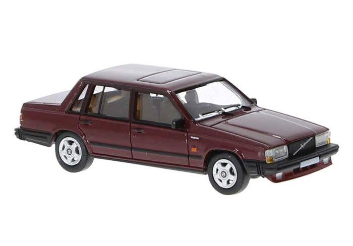 Brekina - 1984 Volvo 740 Sedan - Assembled - Metallic Red - 175-PCX870663