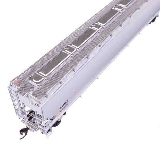 Walthers - 67' Trinity 6351 4-Bay Covered Hopper - Ready to Run
