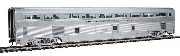 Walthers - 85' Budd Hi-Level 72-Seat Coach - Santa Fe (Real Metal