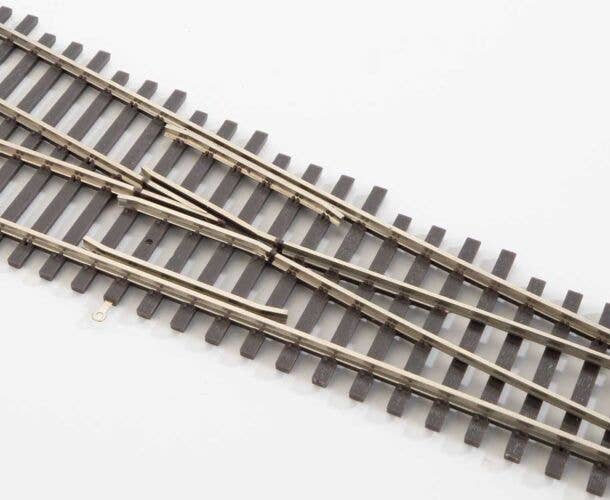 Walthers - Code 83 Nickel Silver DCC Friendly Number 5 Turnout