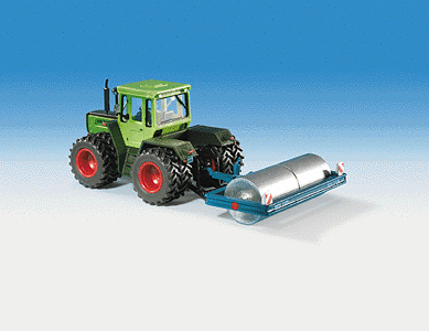 Kibri 14043 MB Roundnose tractor with Silo - Plastic scale modelkits from Ukraine with love :-). A-model, ACE, ICM, Miniart, Masterbox, Modelsvit, UM and more