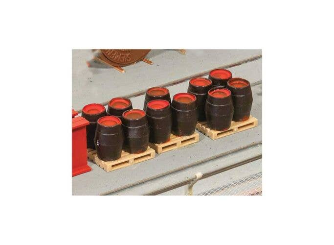 Peco Sacks and Barrels 6 Barrels and 7 Sacks 5525064