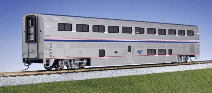 Kato - Superliner I Sleeper, Lighted - Ready to Run - Amtrak 32020