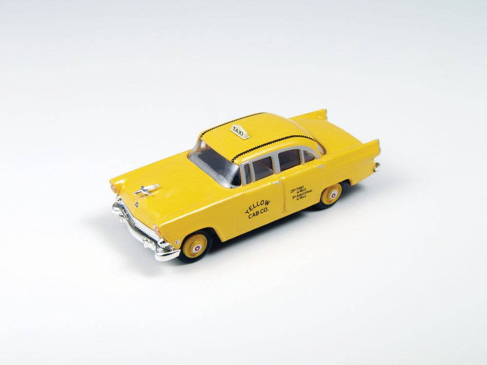 CMW - 1955 Ford Mainline 4-Door Sedan - Assembled - Mini Metals(R