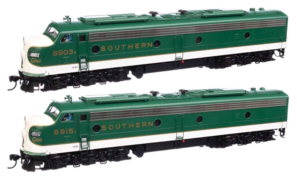 Walthers - EMD E8 A-A with LokSound 5 Sound & DCC - Southern #6903