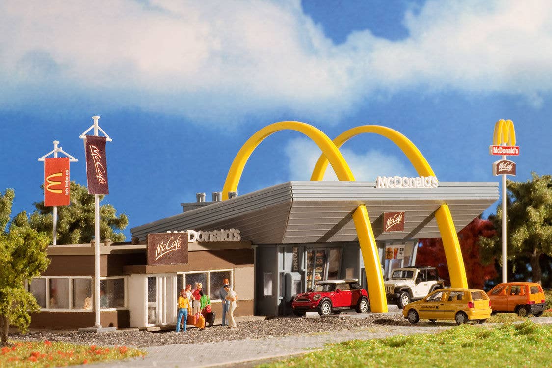 Vollmer - McDonald's Restaurant w/McCafe - Kit - 10-5/8 x 7-1/8 x