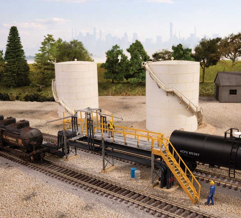 Walthers - 3-Stall Modern Roundhouse - Kit - 10-13/16 x 3-15/16